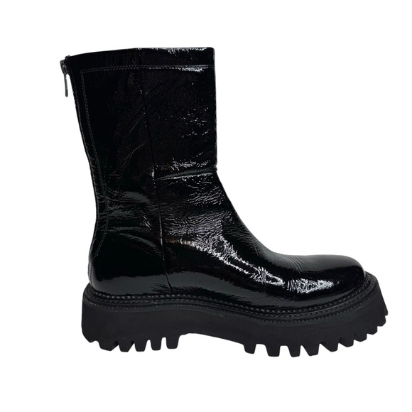 Goth grunge y2k style Seychelles Last Chance Black Crinkle-Patent Boots 7.5 - Picture 3 of 8